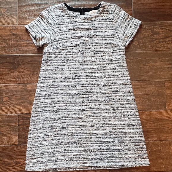 Loft Dress - Picture 1 of 4